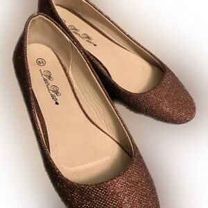 LUO LUO- Ballet glitter party flats 6 1/2